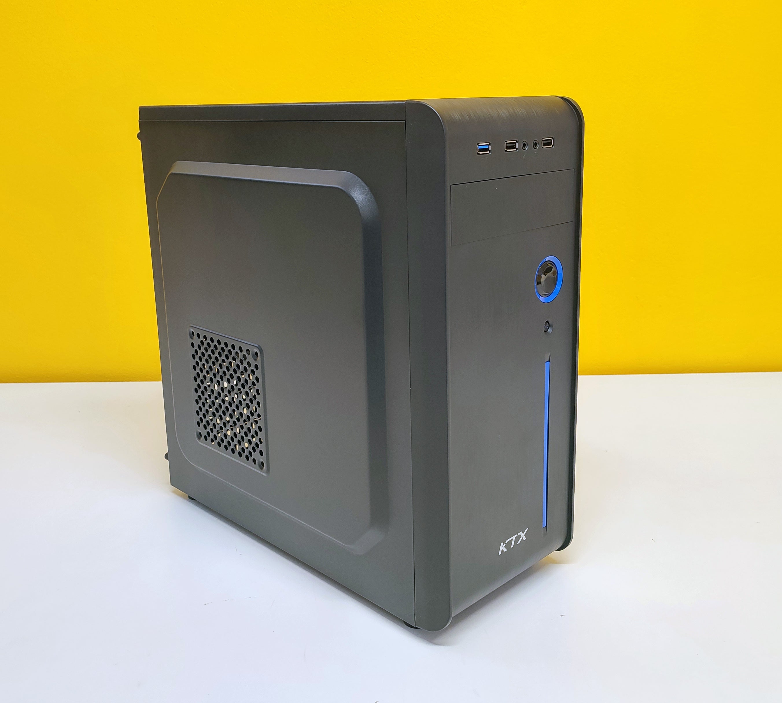 PC Assemblato Comet Computers Parts | Intel Core i5-10400F 6Cores | Ram 16Gb | SSD M.2 NVME 500GB + 10Tb | Nvidia GT730 2Gb | WiFi | Windows 11 Pro Il PC perfetto per qualsiasi uso PC Assemblato Comet Computers Parts | Intel Core i5-10400F 6Cores | Ram 16Gb | SSD M.2 NVME 500GB + 10Tb | Nvidia GT730 2Gb | WiFi | Windows 11 Pro Il PC perfetto per qualsiasi uso